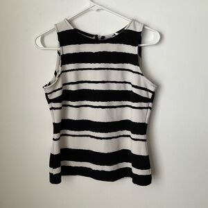 Julies & Leopold Black and white sleeveless blouse size small